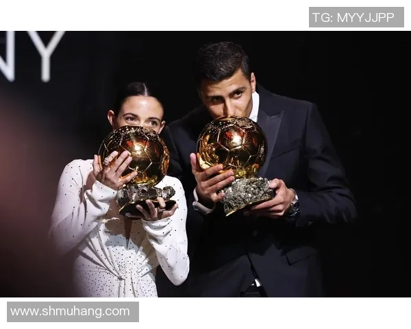 2025年全球足球十大球星排名揭晓 谁是足坛无可争议的顶级球员