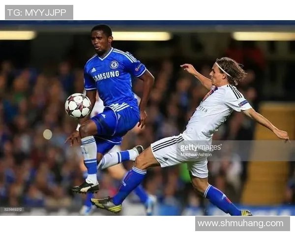 以球星专属礼盒足球点燃激情畅享运动魅力体验 以球星专属礼盒足球点燃激情畅享运动魅力体验