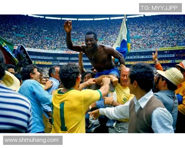 全球足球传奇巅峰对决 十大经典球星排名揭晓