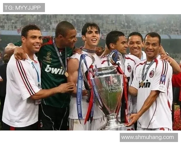 卡福足球传奇卡片解析：巴西巨星的辉煌历程与收藏价值揭秘