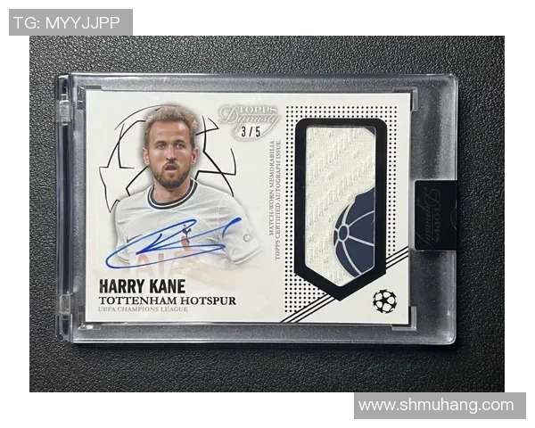 拆球星卡片体验足球乐趣感受收藏激情与赛场荣耀结合