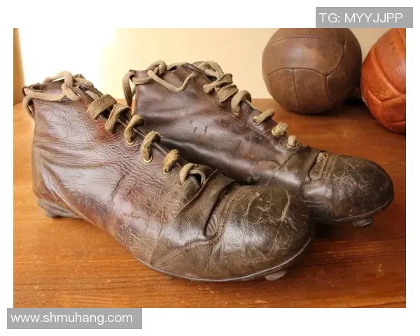 球星亲穿过的经典足球鞋盘点与回顾