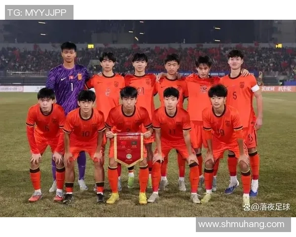 藏族足球新星崛起：带领球队冲刺国内外赛场展现民族力量